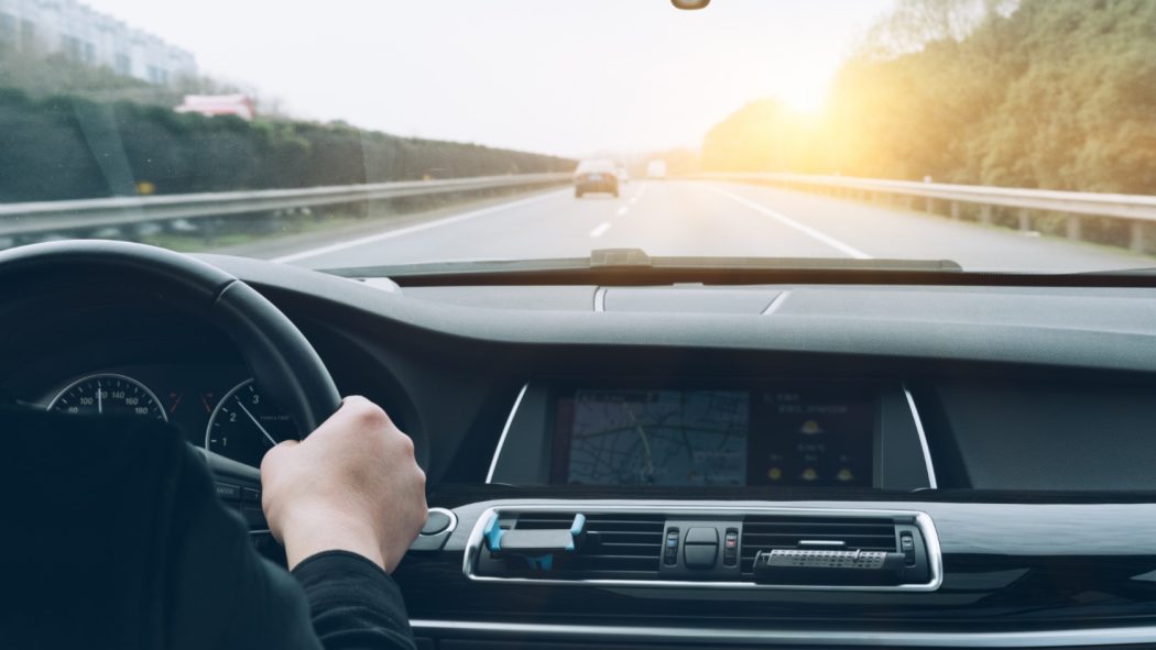 Carte carburant et télébadge : quelles solutions pour gérer les déplacements professionnels ?